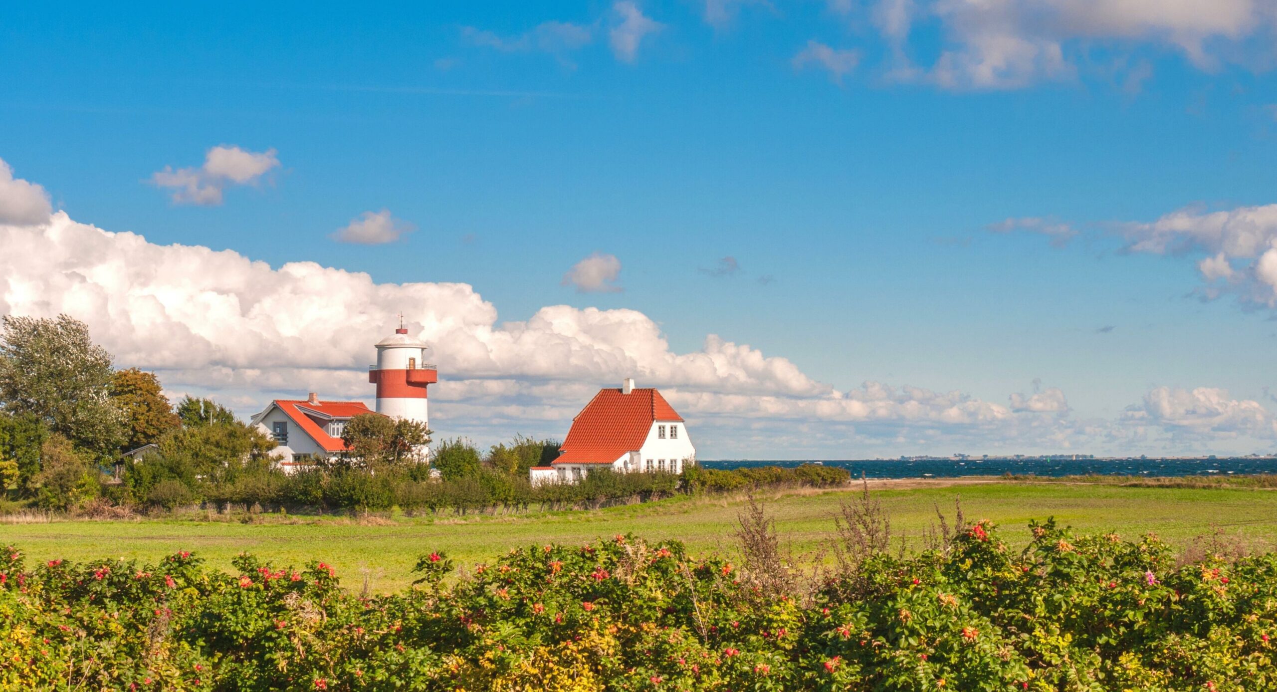 Lohals indbyder til lange gåture ved stranden