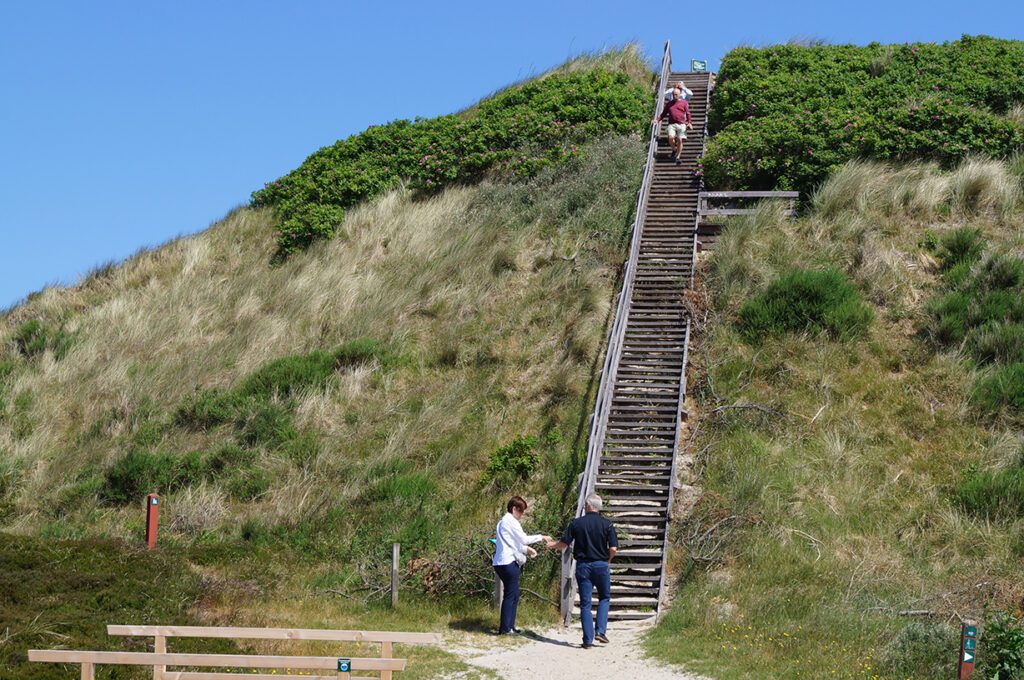 Treppe am Henne Strand in Westjütland