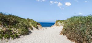 der Strand von Hvide Sande an der dänischen Westküste