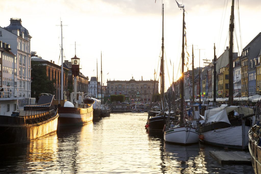 Der Hafen Nyhavn in der dänischen Hauptstadt Kopenhagen.