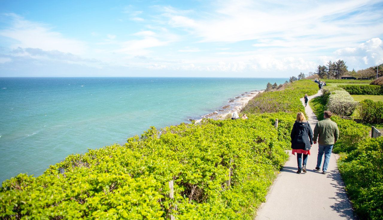 Viel Platz bieten unsere Ferienhäuser mit Pool in Gilleleje an der Nordküste Seelands. Finden Sie das perfekte Domizil für den Urlaub mit Baby oder Teenagern.