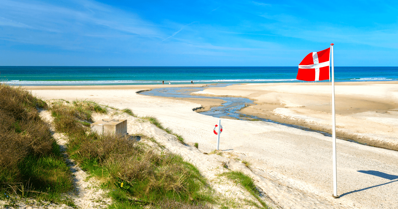 Toller Strand an der Dänischen Nordsee im Sommer