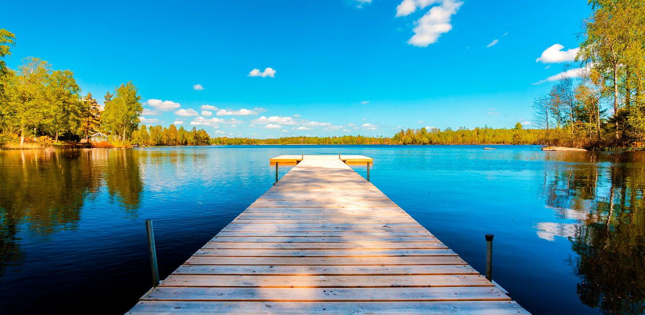 Genießen Sie einen wunderbaren Familienurlaub in Schweden im Ferienhaus mit Pool