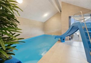 Ferienhaus mit Pool
